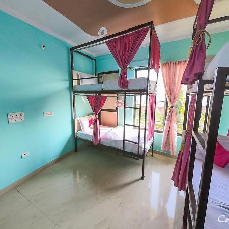 Hostel Cozy Beds Risikés Kültér fotó
